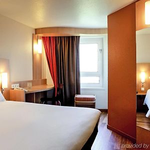 Adjacent King Room